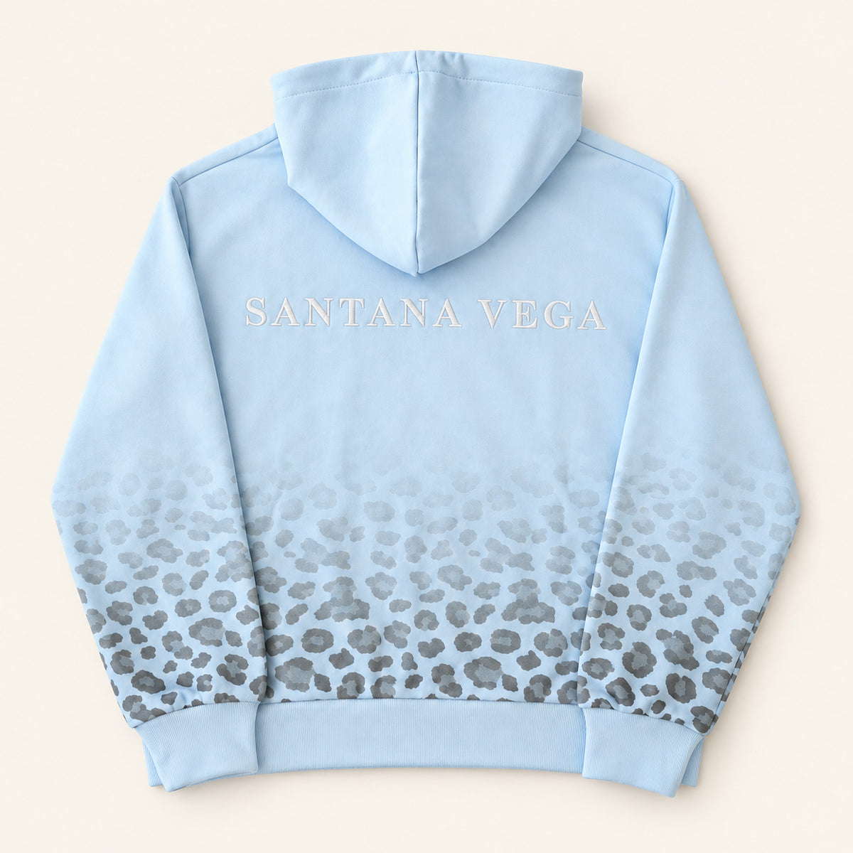 Hellblauer Hoodie mit Leopardenmuster von Santana Vega, Rückansicht