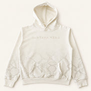 Off-White Hoodie mit Schlangenmuster von Santana Vega, Produktansicht