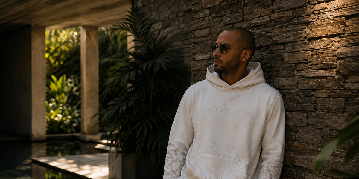 Off-White Snake Print Hoodie von Santana Vega