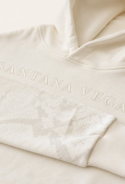 Hochwertige Stickerei von Santana Vega
